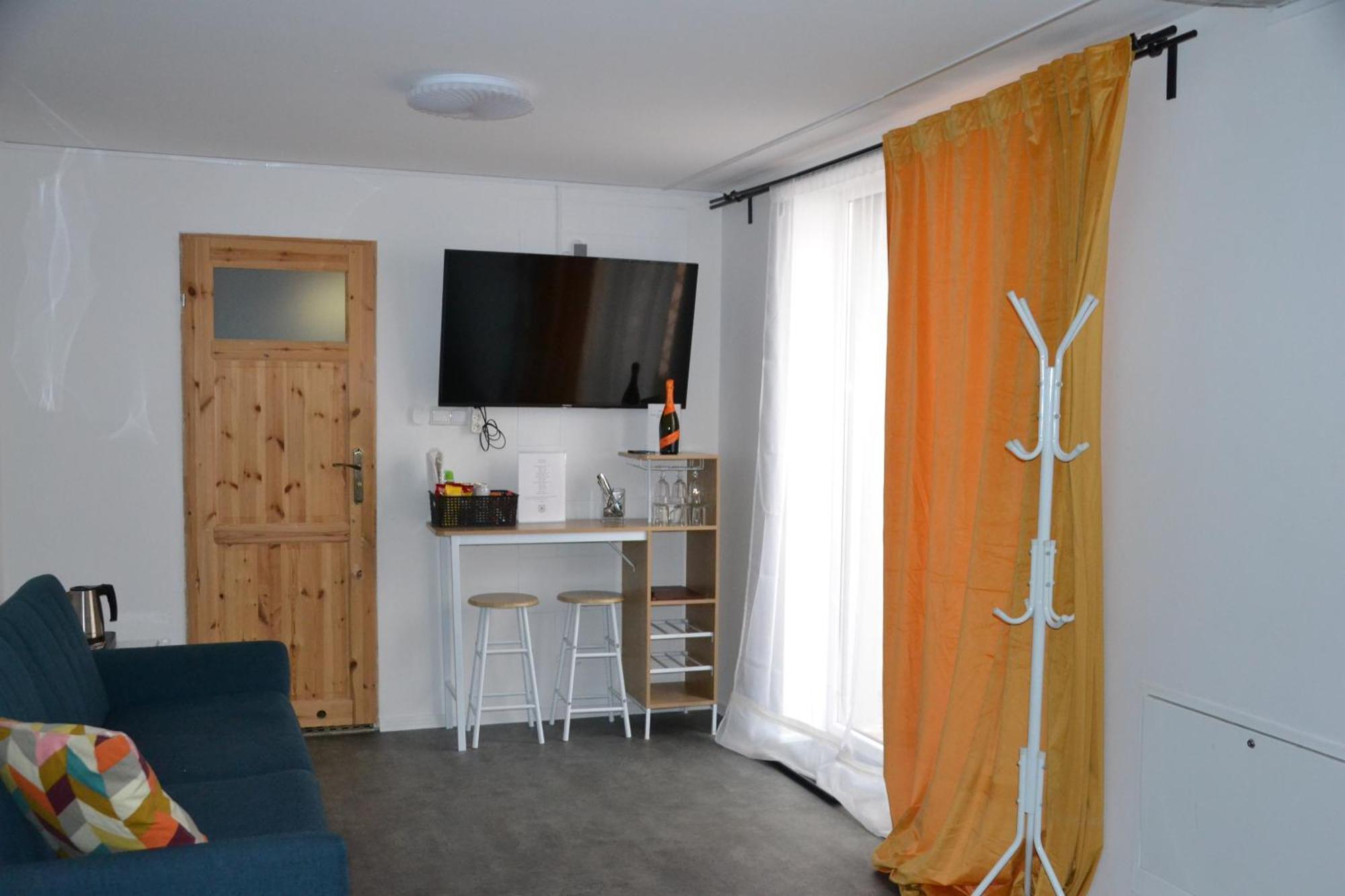 Flores Apartament Kattowitz Exterior foto